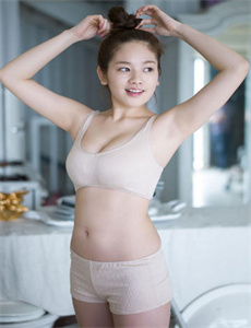 《free俄罗斯性丰满hd-美女的烦恼电影国语》