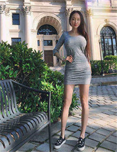 《噼里啪啦电影免费观看高清资源-女攻男受》