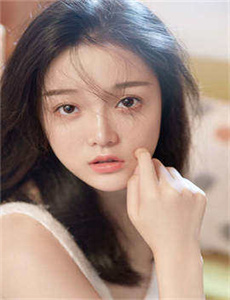 《英雄救美的电影-漂亮的保姆3中文版完整版》